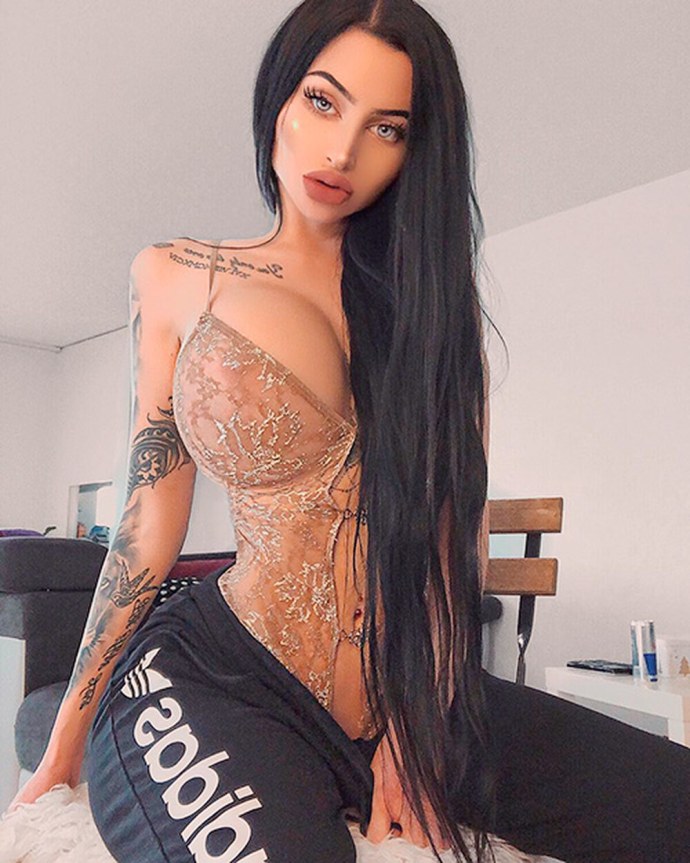 Селин Чентино hot