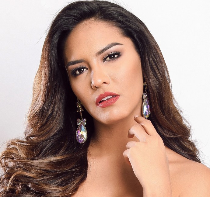 Savanna Sievers в бикини