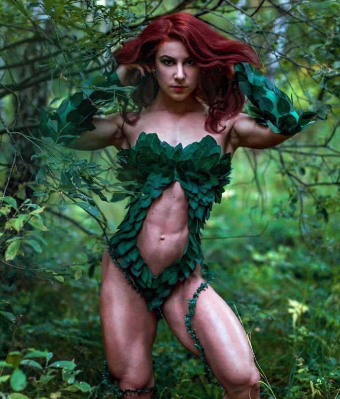 Julia masina ядовитый плющ