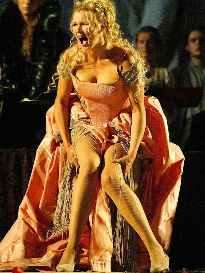 Вероника Феррес sexy Scenes