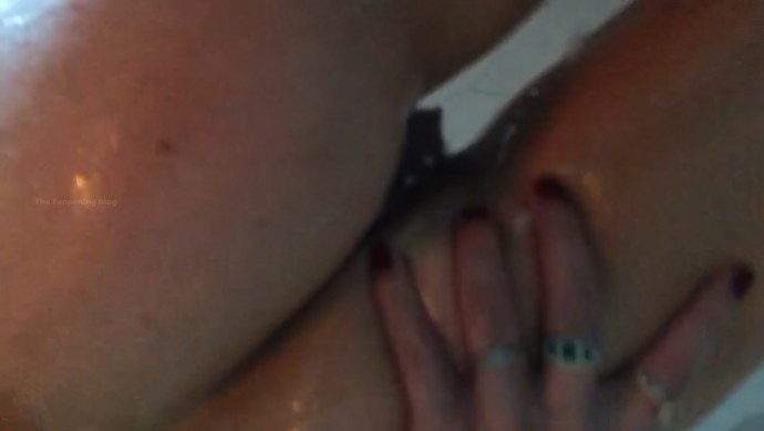 Bella Thorne leaked