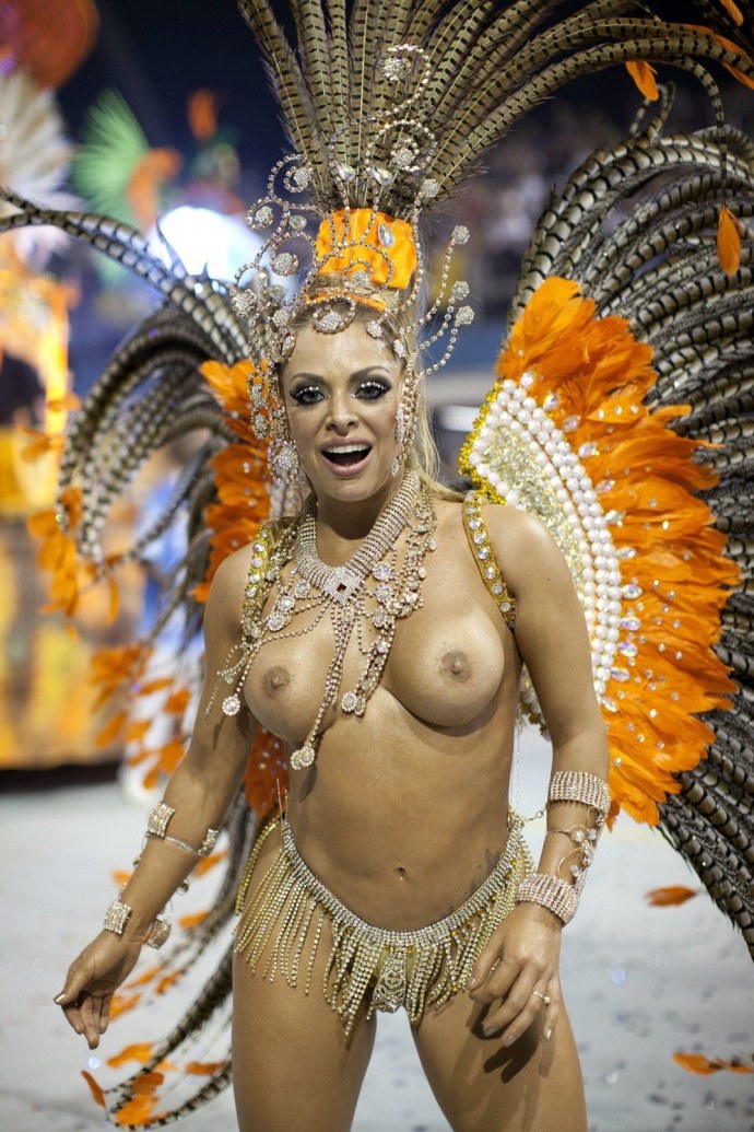 Renata Frisson Carnival