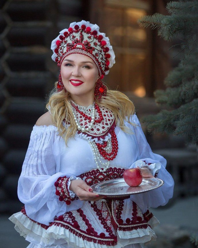 Ангарская камеди Вумен