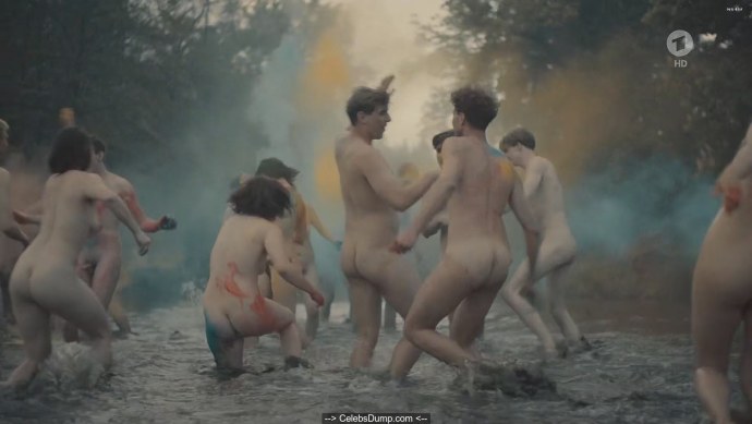 Алисия Витт в сериале Kingdom sex