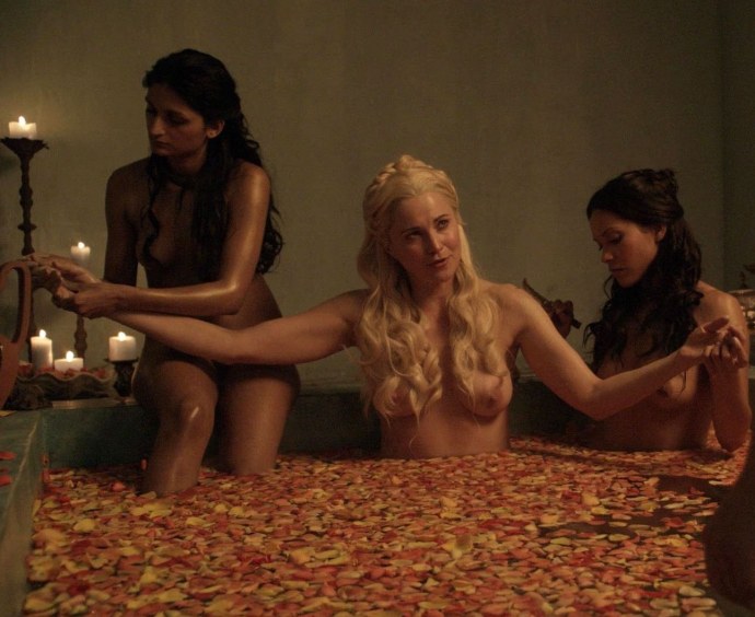 Люси Лоулесс Спартак эротические сцены