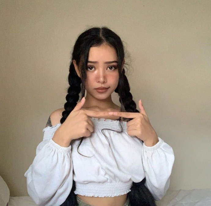 Bella тиктокерша