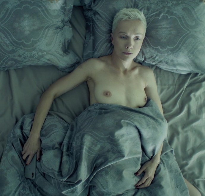Дарья Мороз голая в сериале