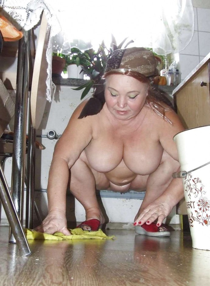 Голые жены на кухне домашние