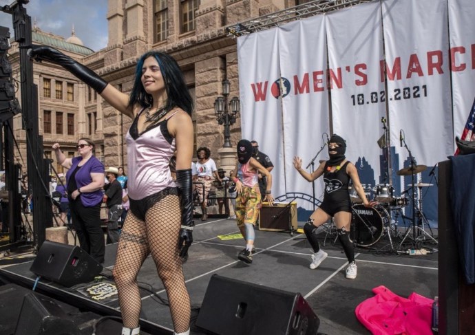 Pussy Riot в музее