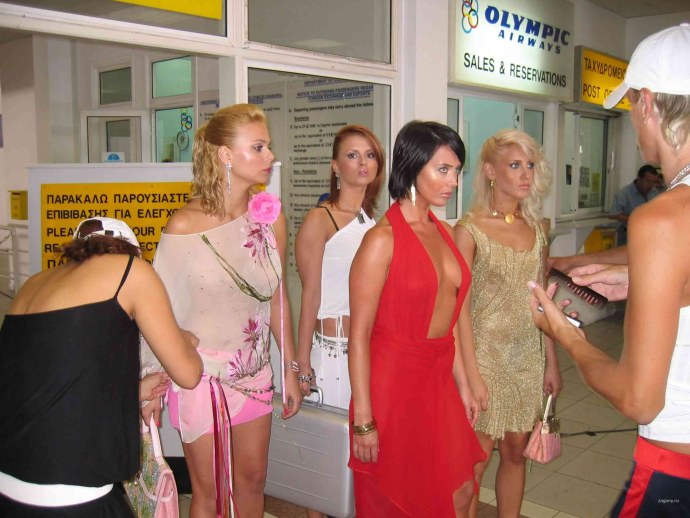 Блестящие группа Новикова