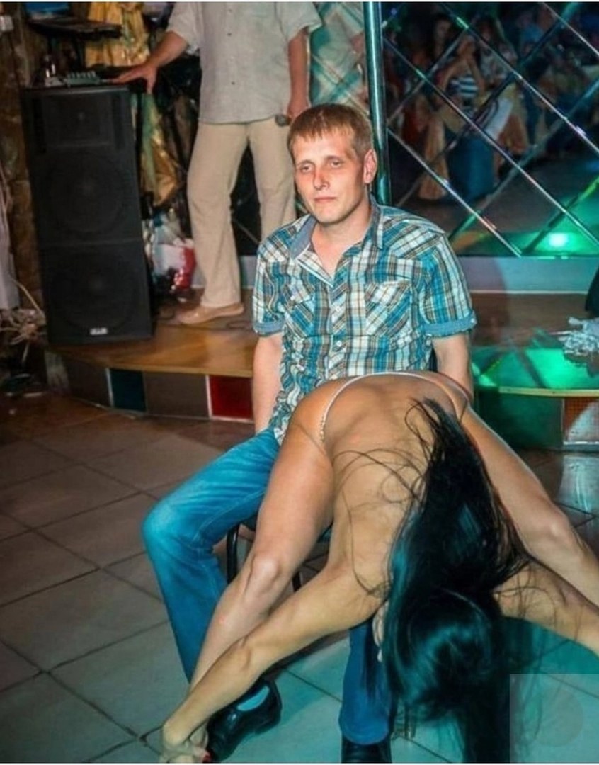 Полностью черный фон