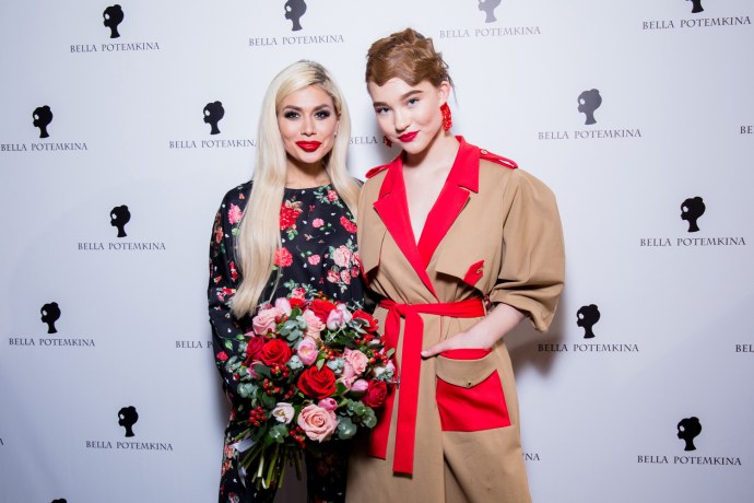Белла Потемкина ебется