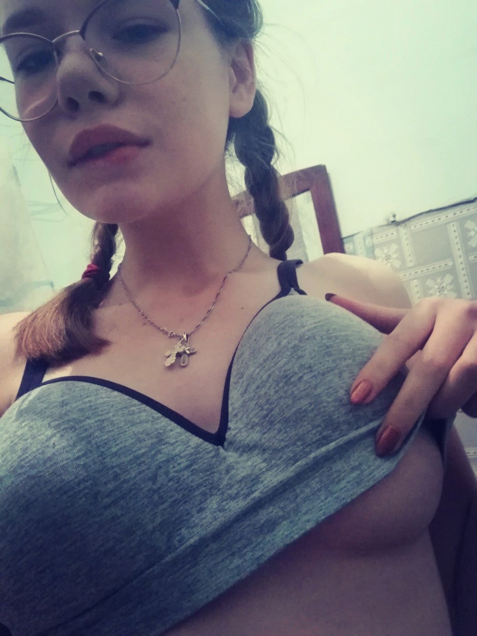 Сливы молодых девушек частное
