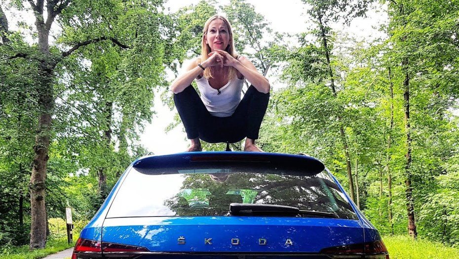 Ведущая АВТОПЛЮС Елена Лисовская
