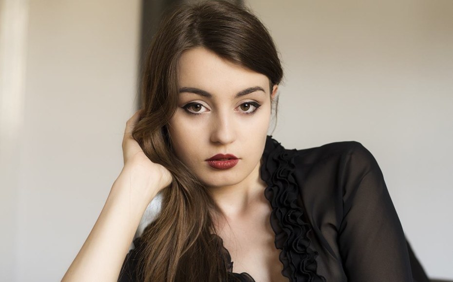 Анна Zapala