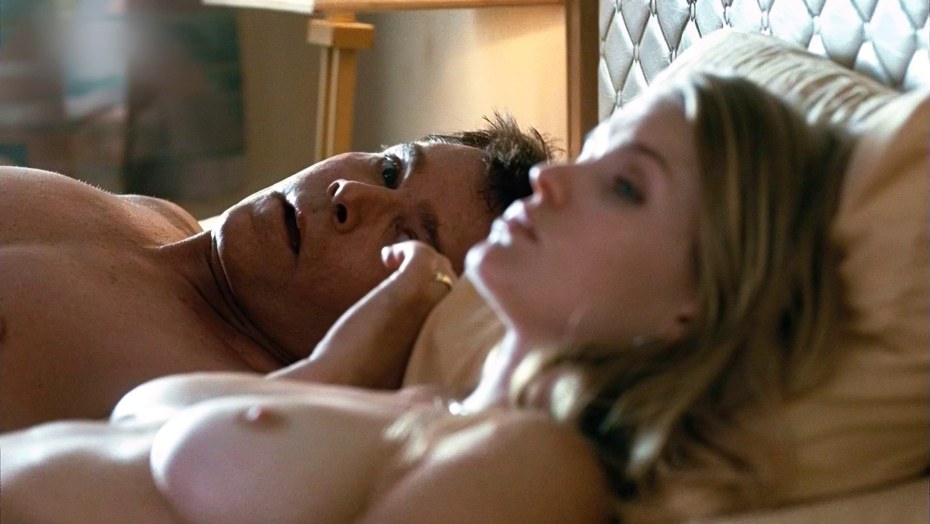 Alice Eve White Top Nuts