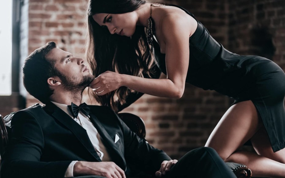 Abella Danger секретарша в чулках