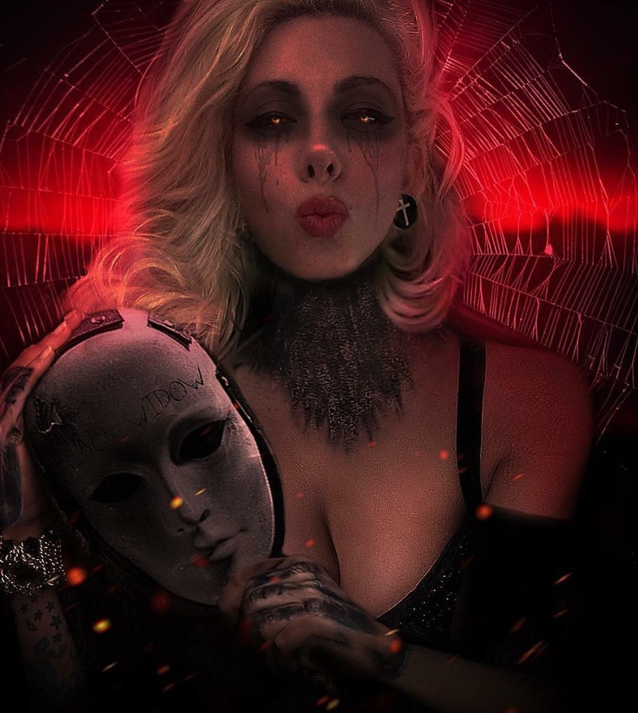 Риан Сагден (Rhian Sugden эро