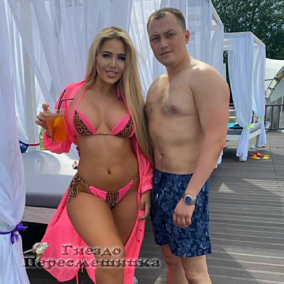 Маша Кохно ню