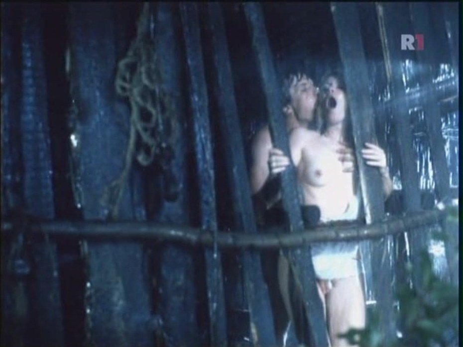 Helen Mirren age of consent 1969 фильм nude