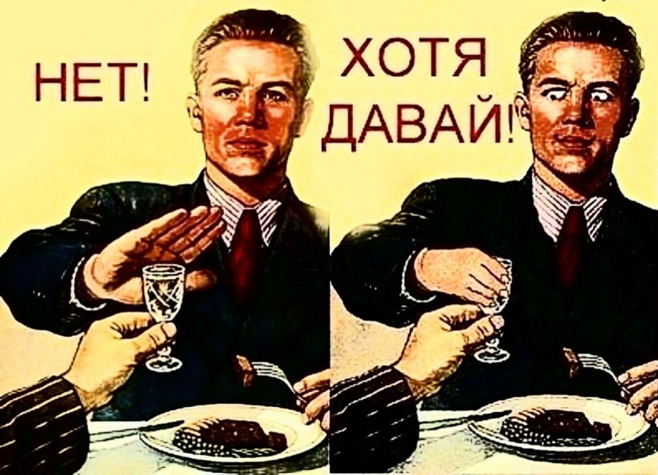 Гиф девушка идет по улице