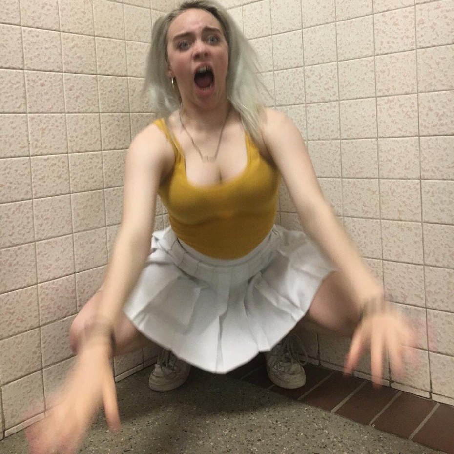 Morgan Bailey в платье 18+секси