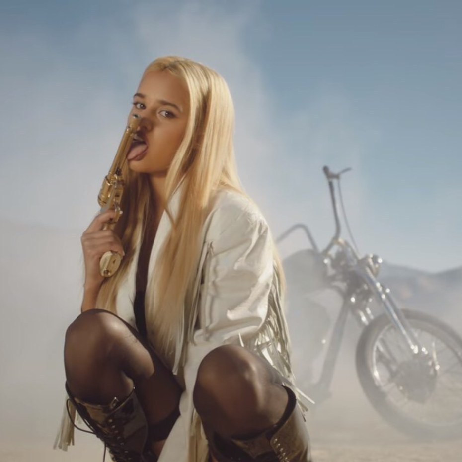 Tommy Genesis hot