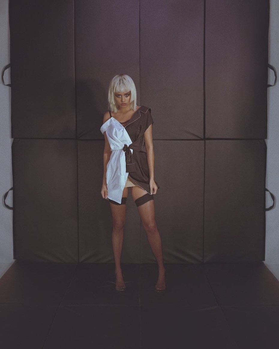 Tommy Genesis фигура