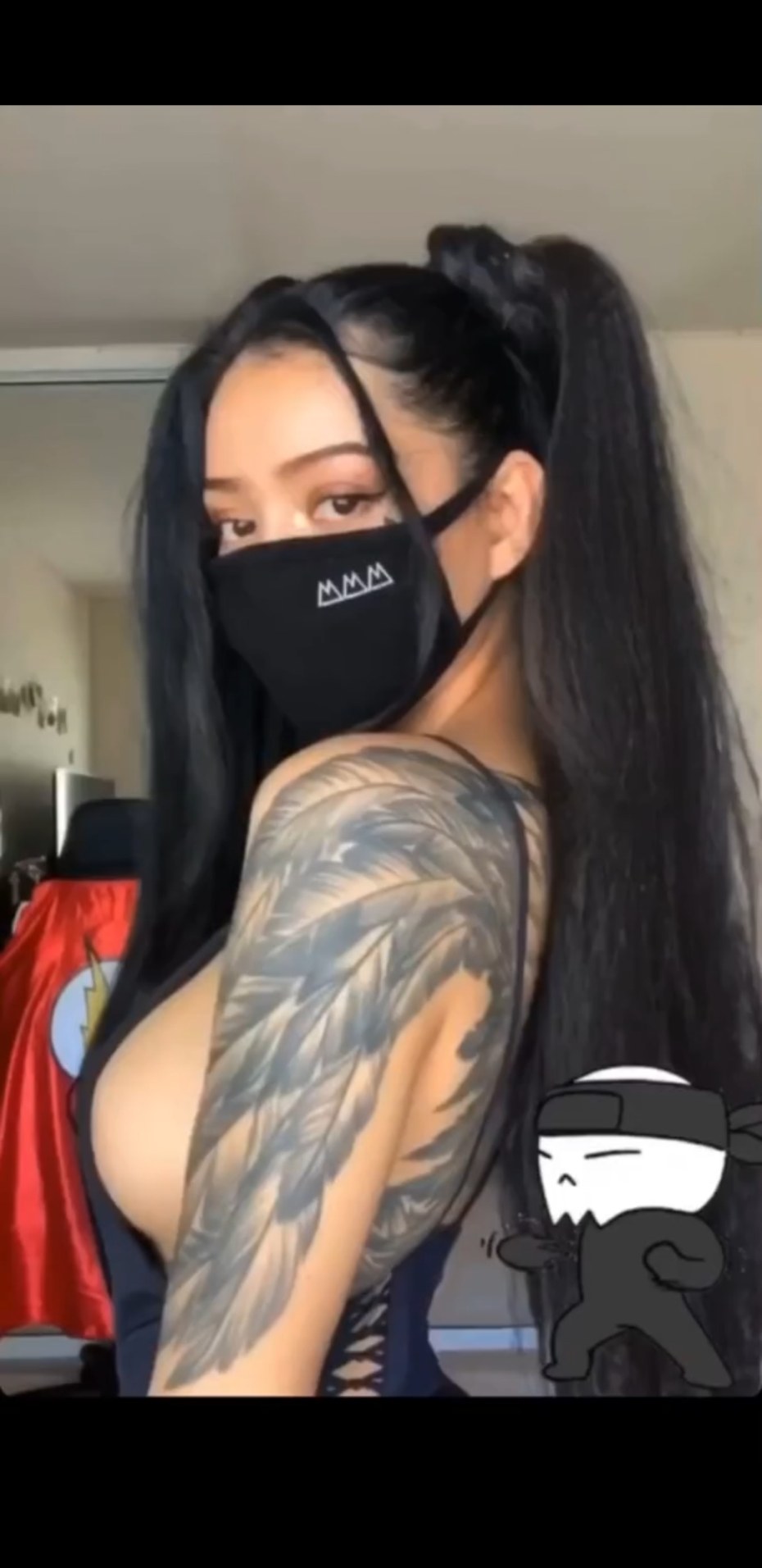 Bella Poarch сливы