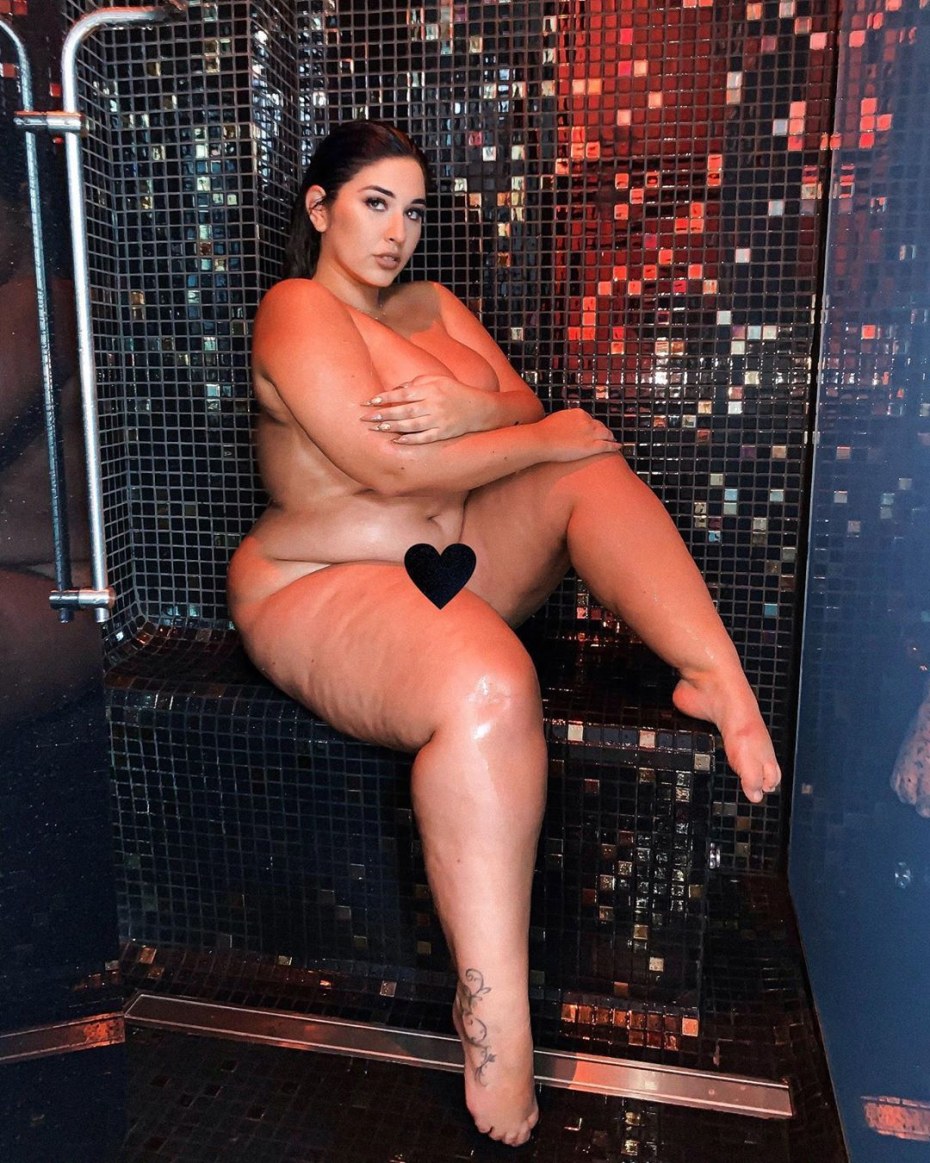 Наталия Лозано модель Plus-Size nude