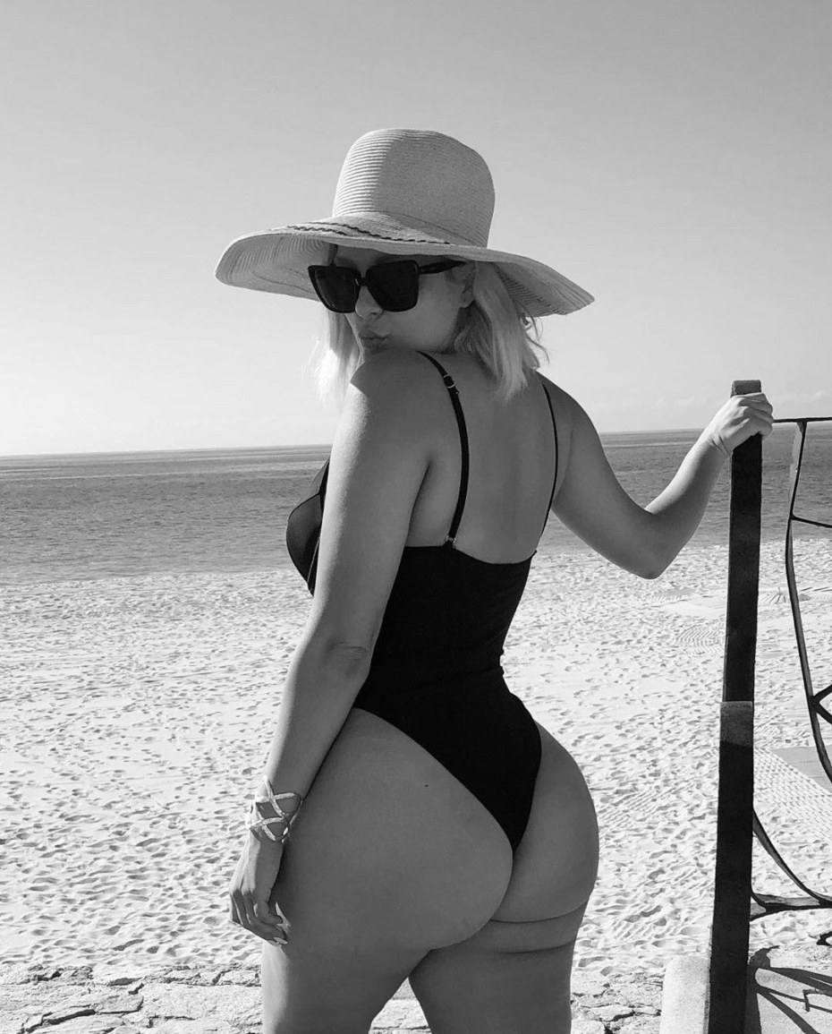 Bebe Rexha 18
