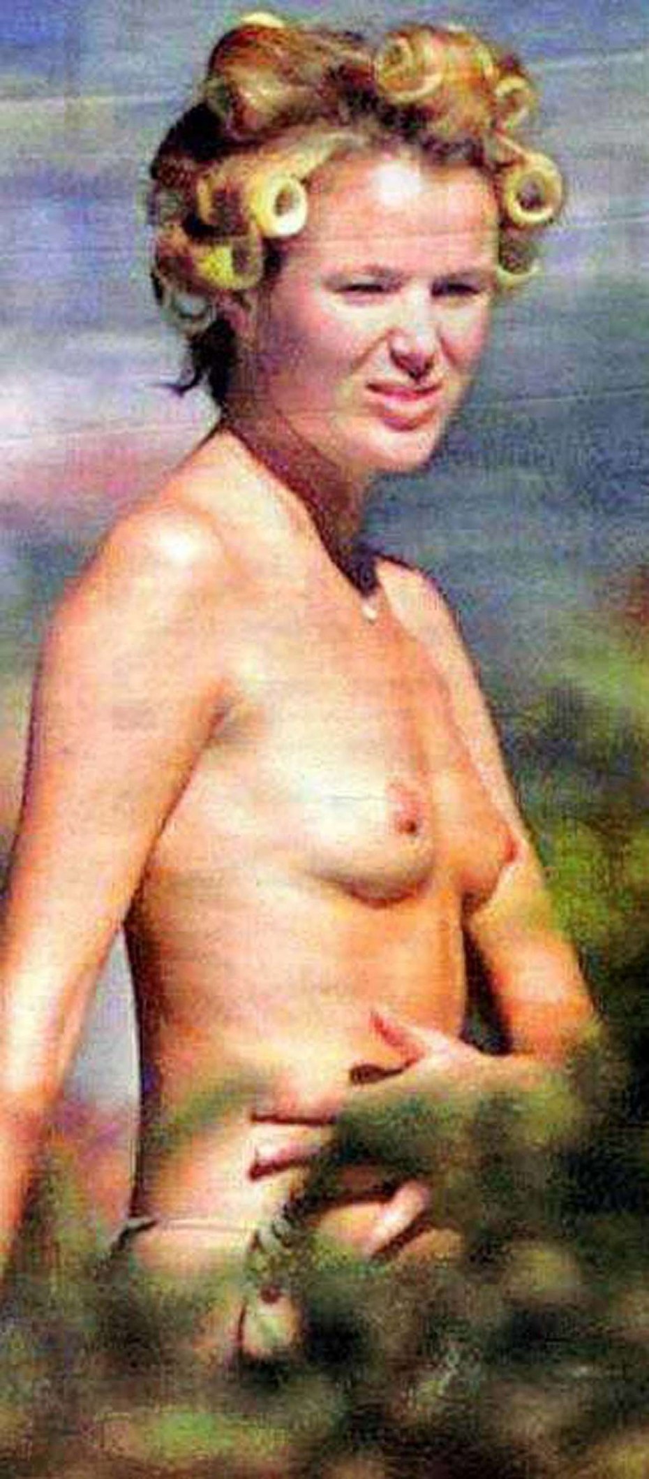 Аманда Холден бикини